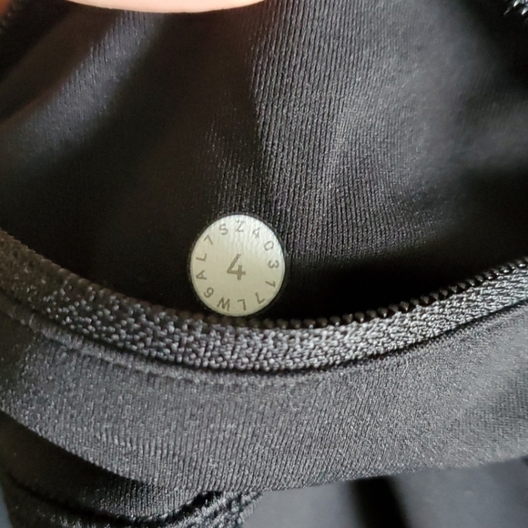 lululemon fast and free capri - Picture 4 of 4